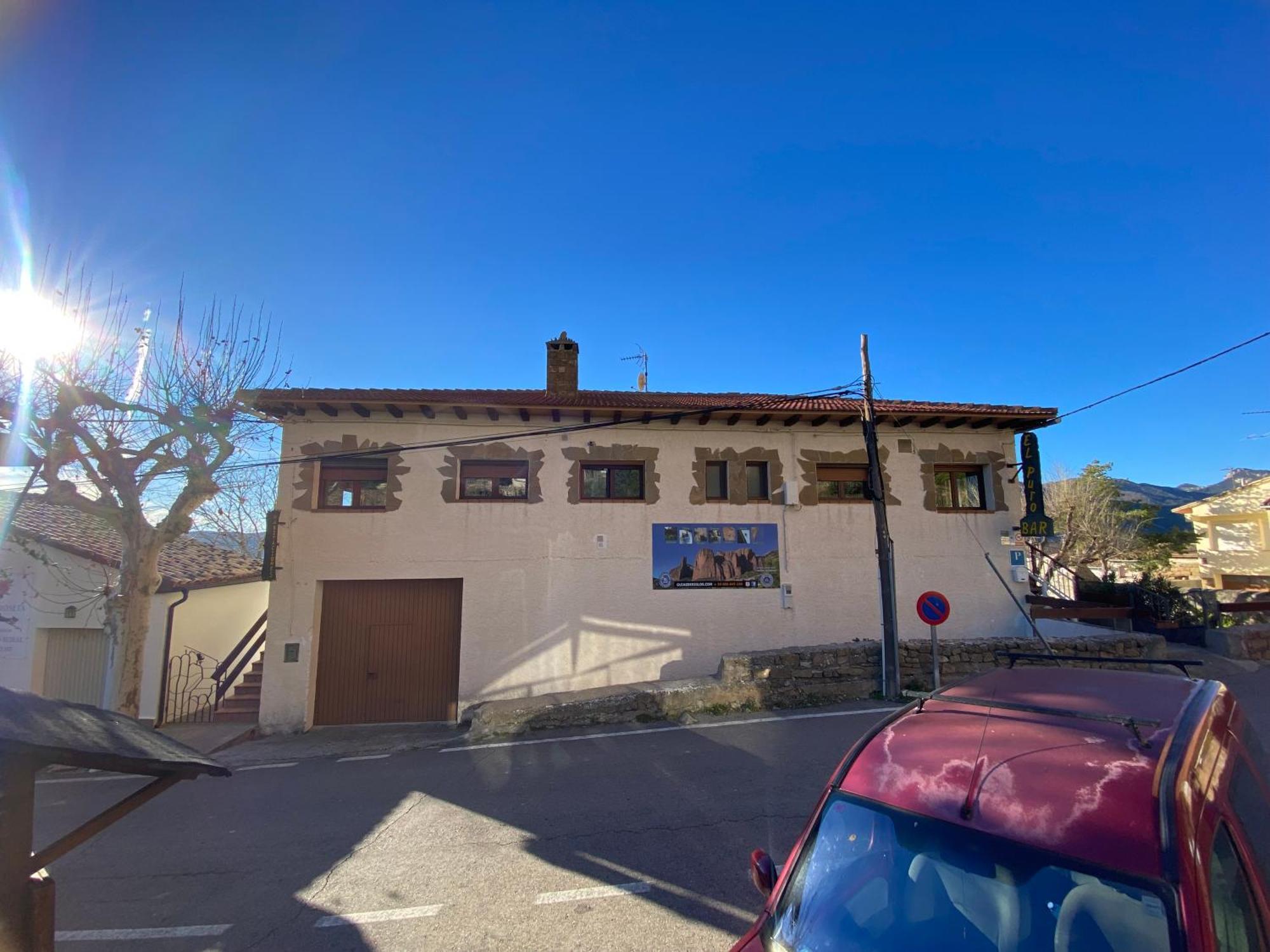 Pension Los Mallos Las Peñas de Las Peñas de Riglos Exterior photo